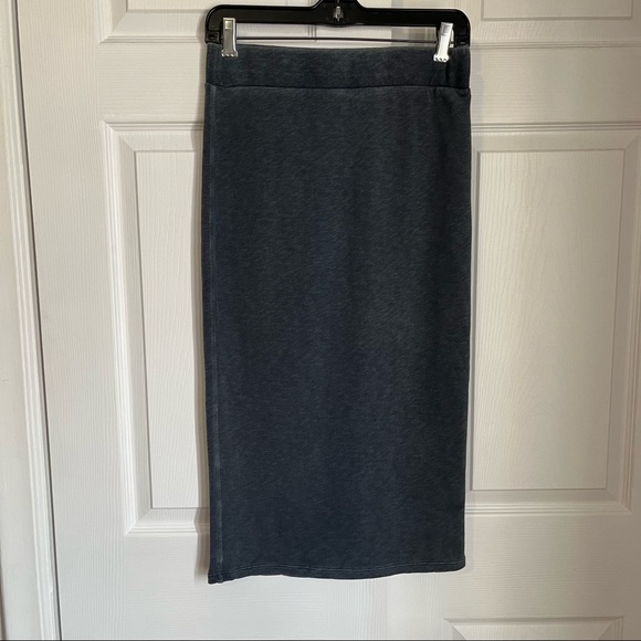 JAMES PERSE CLASSIC FLEECE SKIRT IN VINTAGE BLUE - Picture 3 of 8